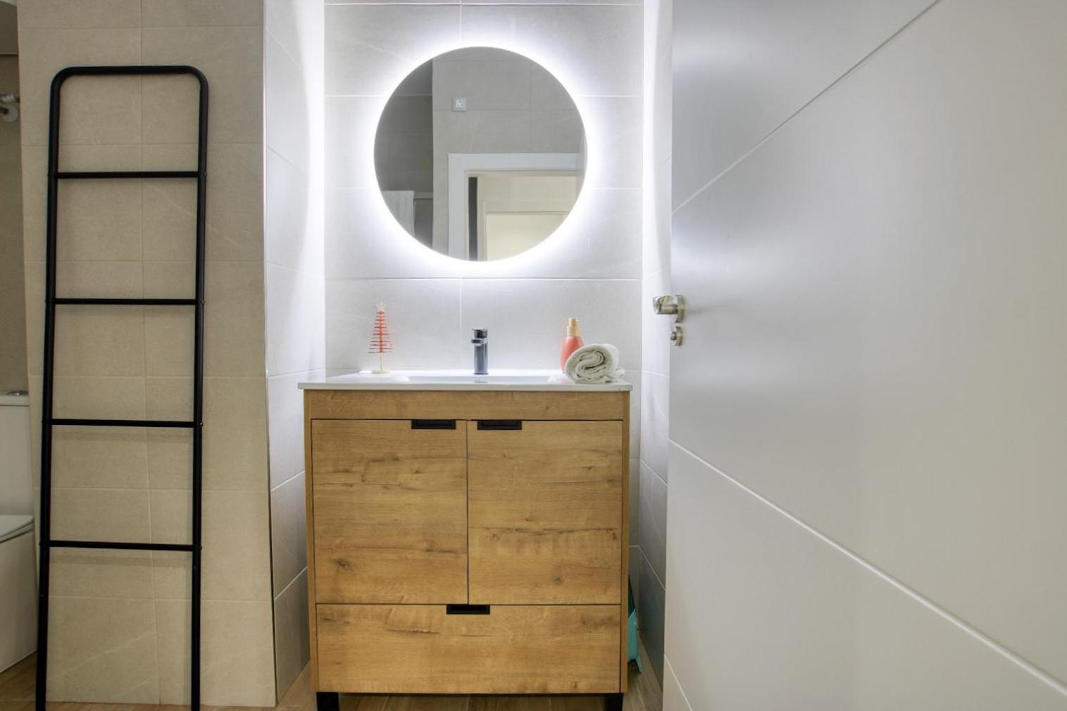 Apartamento Lokys Centro Ciudad, Parking Privado Gratuito มูร์เซีย ภายนอก รูปภาพ